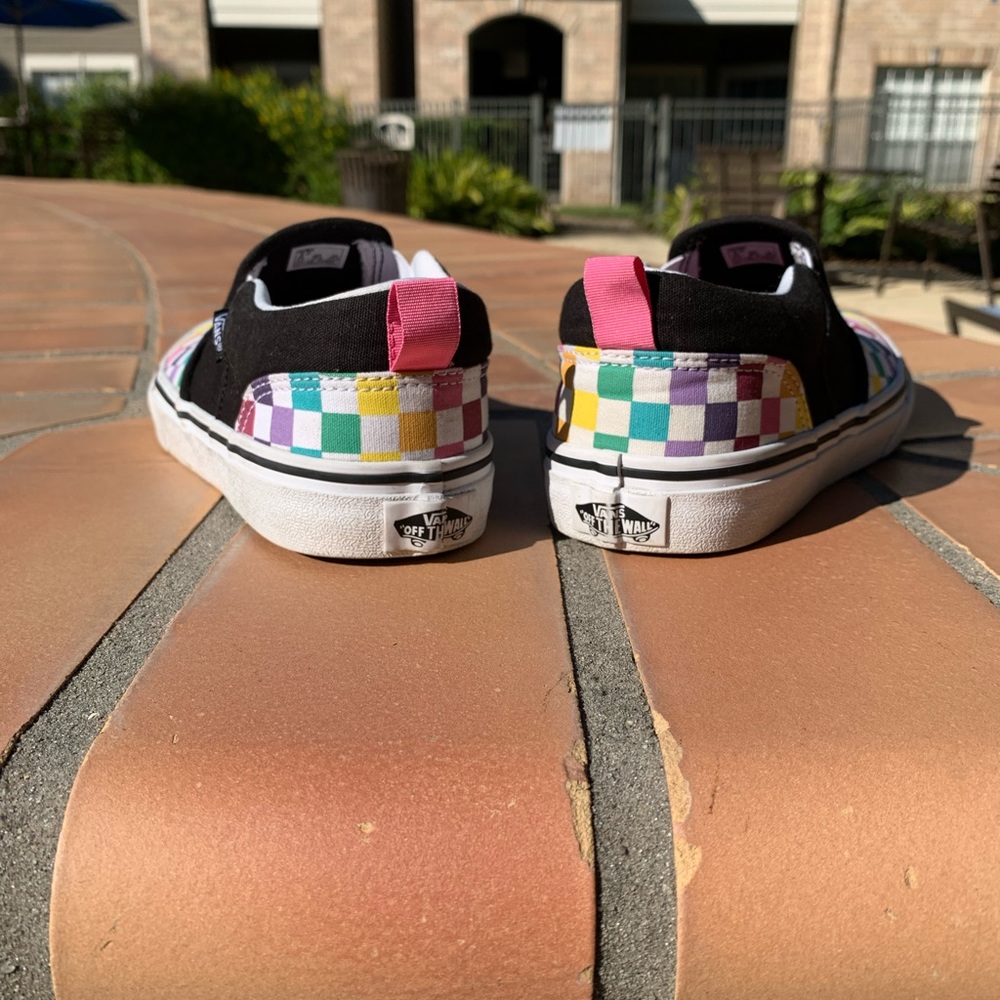 Vans Rainbow Checkered Slip on sneaker - Picture 4 of 6
